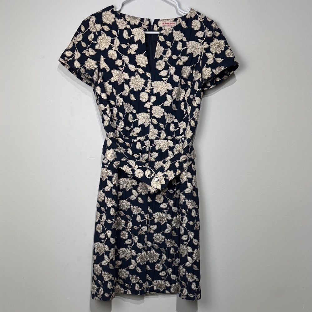 Brooks Brothers Red Fleece Floral Jacquara Dress in Navy w/Champagne Gold.Size 0
